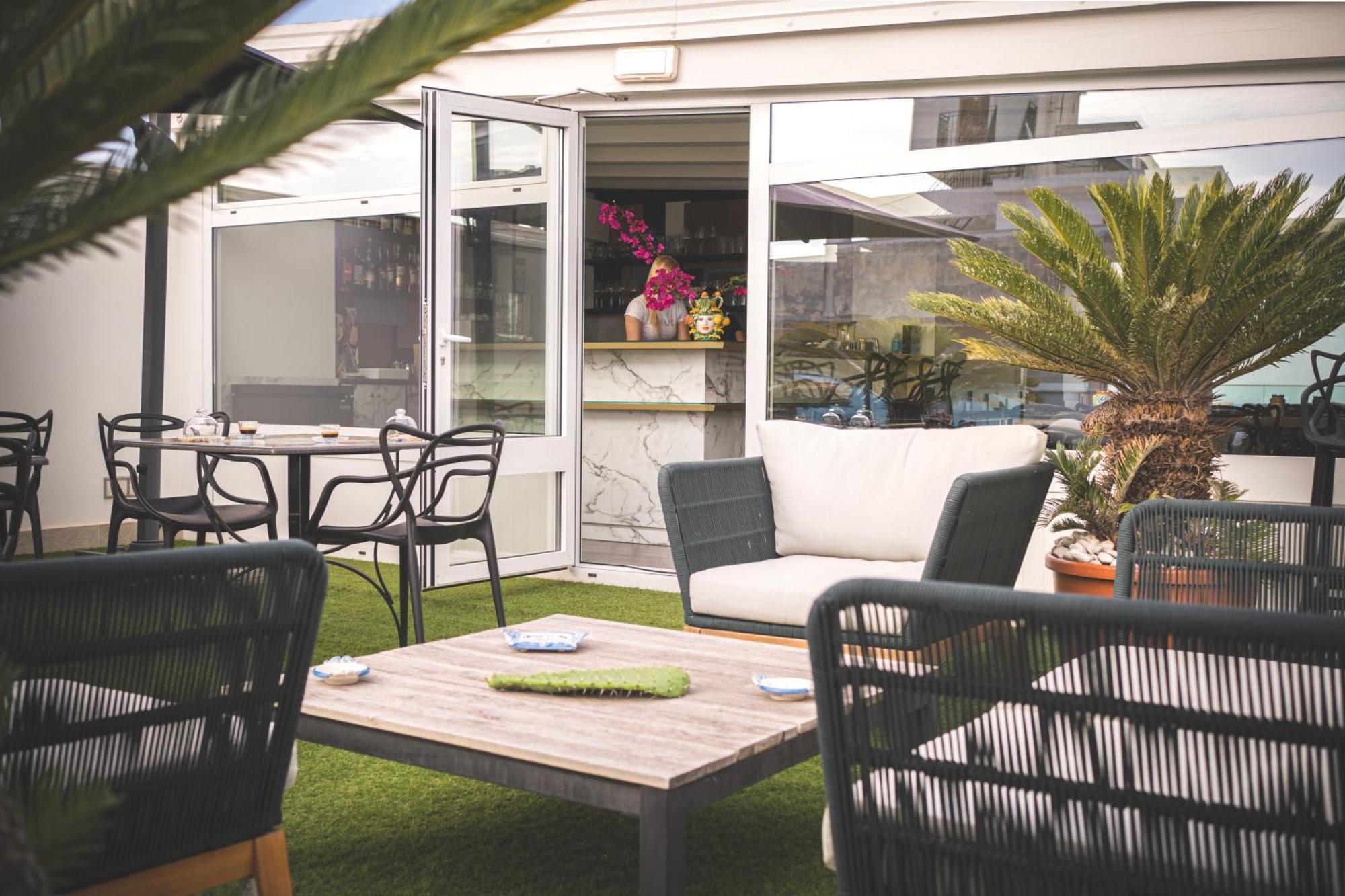 Bed & Breakfast Upper - Boutique Milazzo