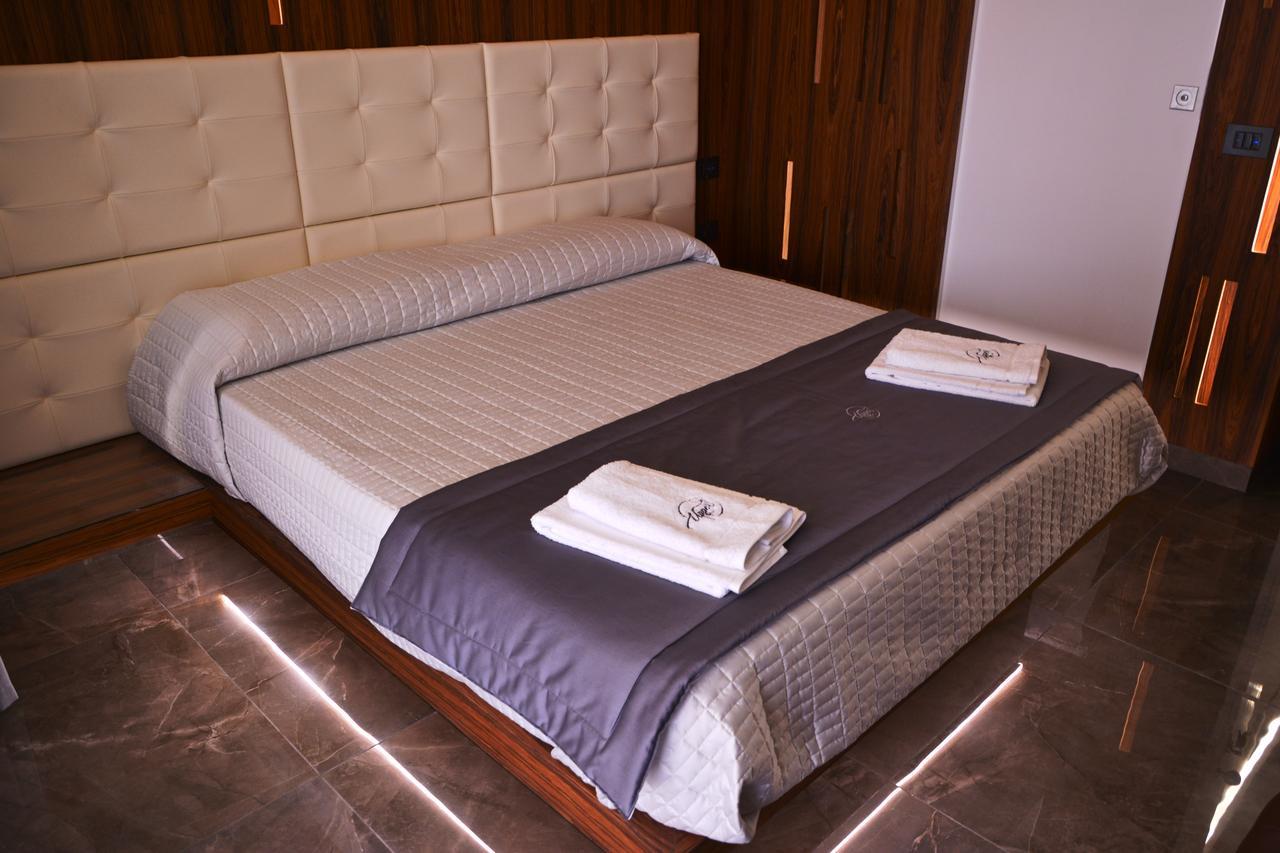 Upper - Boutique 3* Milazzo