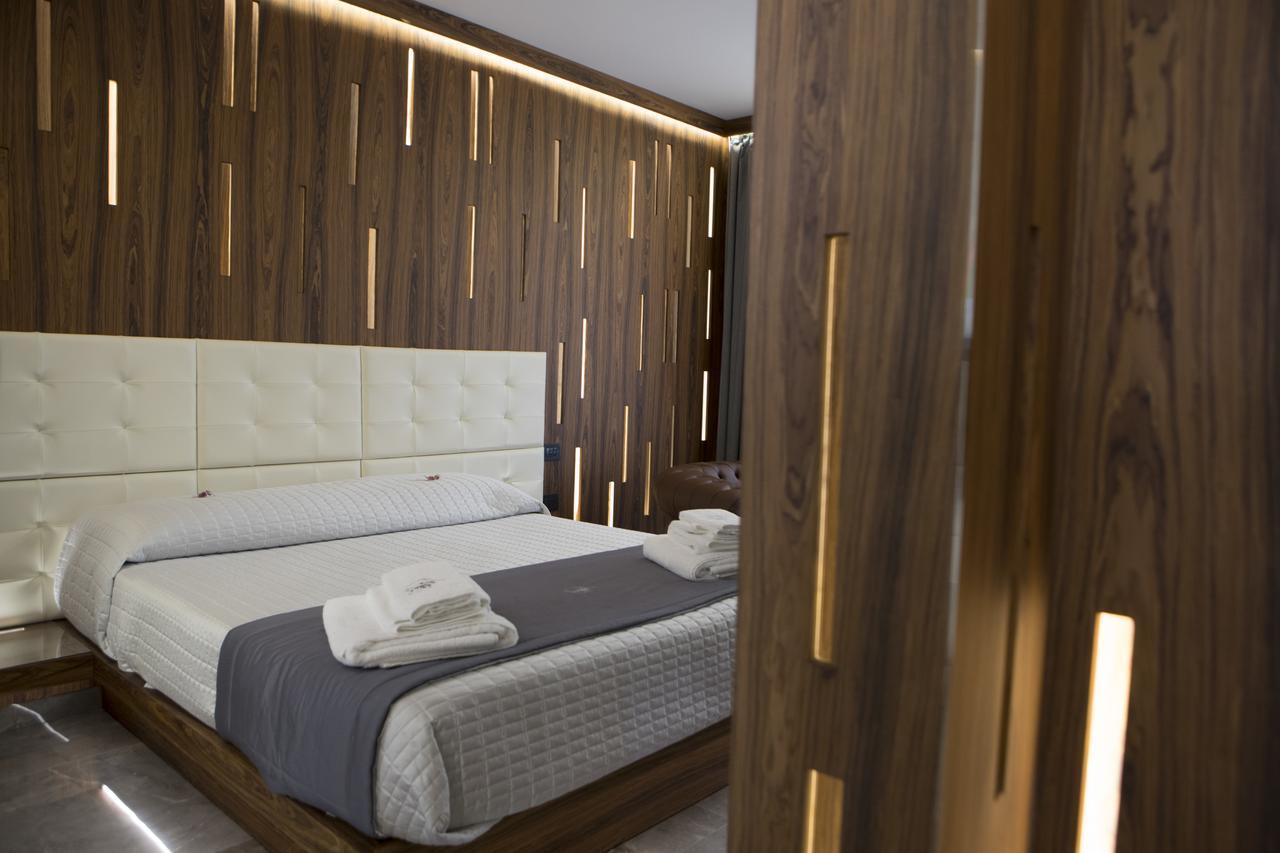 Upper - Boutique 3* Milazzo